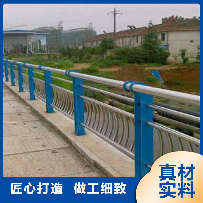 桥梁镀锌喷塑立柱促销产品