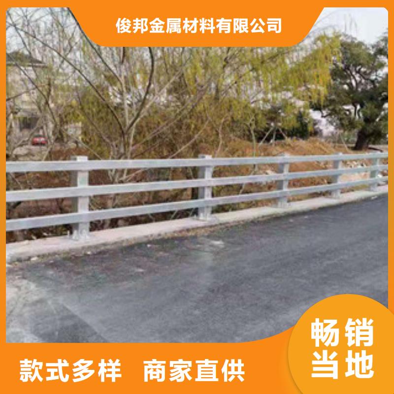 【内江】该地桥梁钢板立柱喷塑今日报价