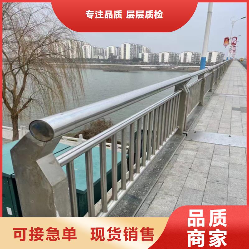 Q355D防撞道路护栏坚固不易变形