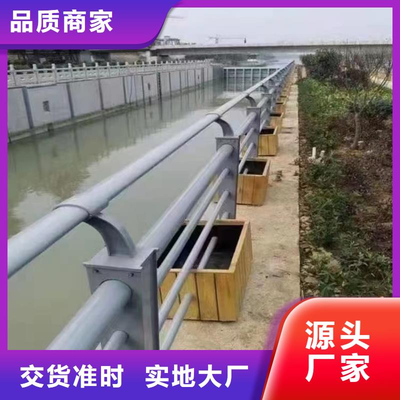 勐海县不锈钢灯光景观护栏来厂考察景观护栏