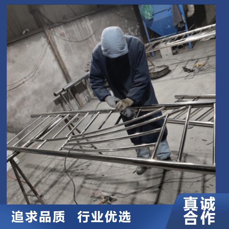 【淄博】现货高架桥机动车道不锈钢护栏欢迎选购