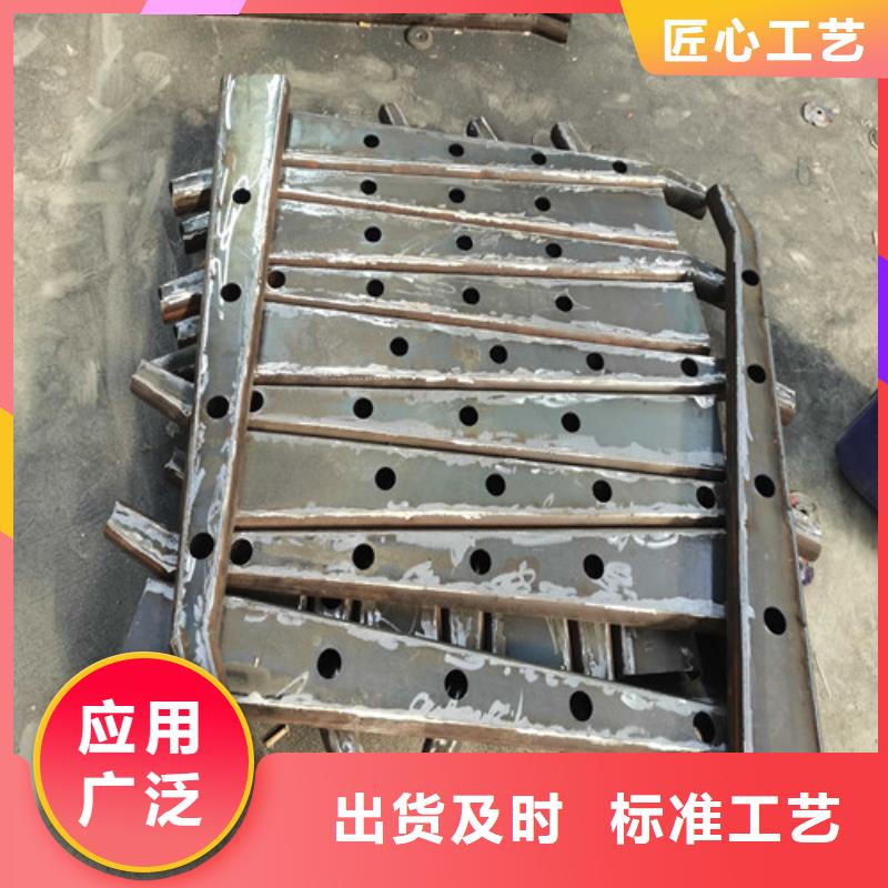 公路碳素钢喷涂护栏新颖的设计