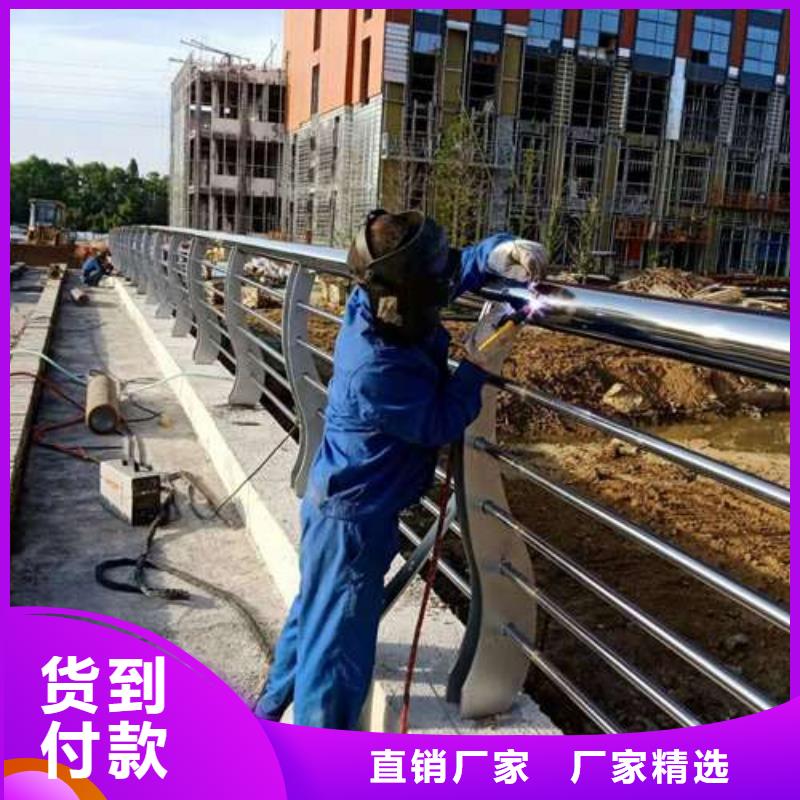 公路防撞护栏使用寿命长