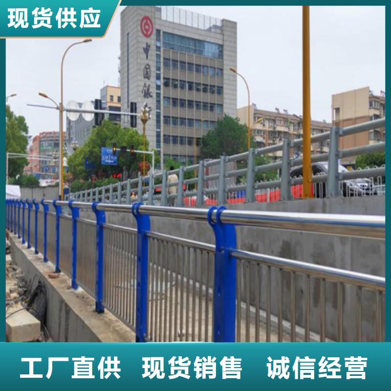 经验丰富的公路三横梁防撞护栏销售厂家