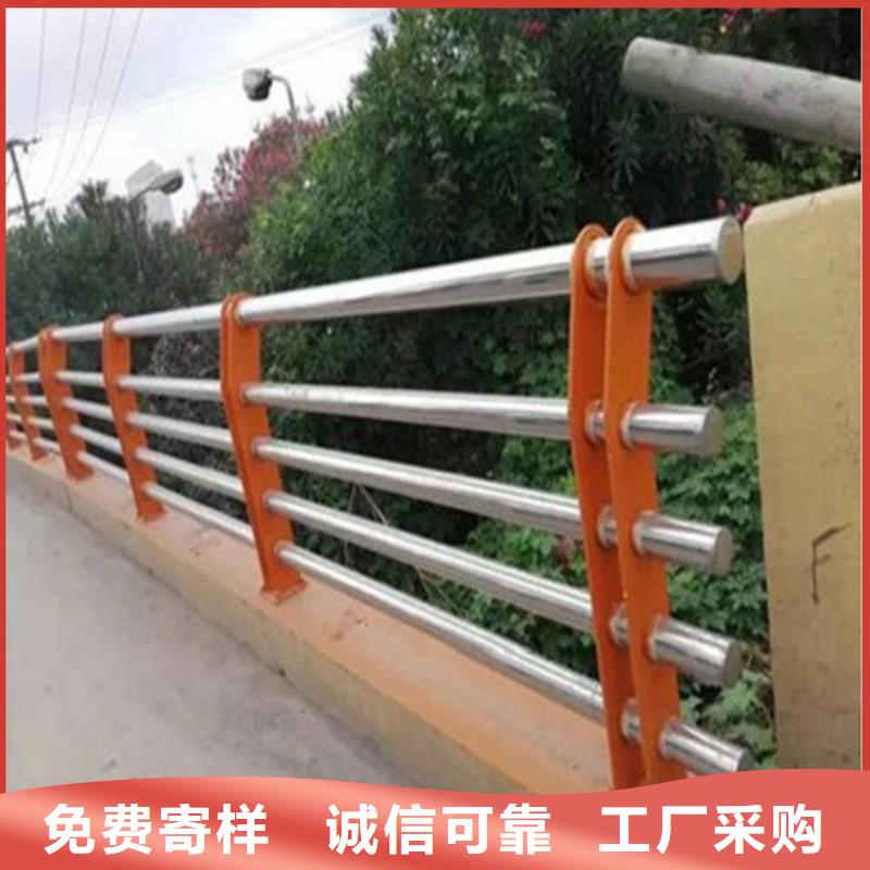 桥梁防撞护栏材质真实铁艺护栏