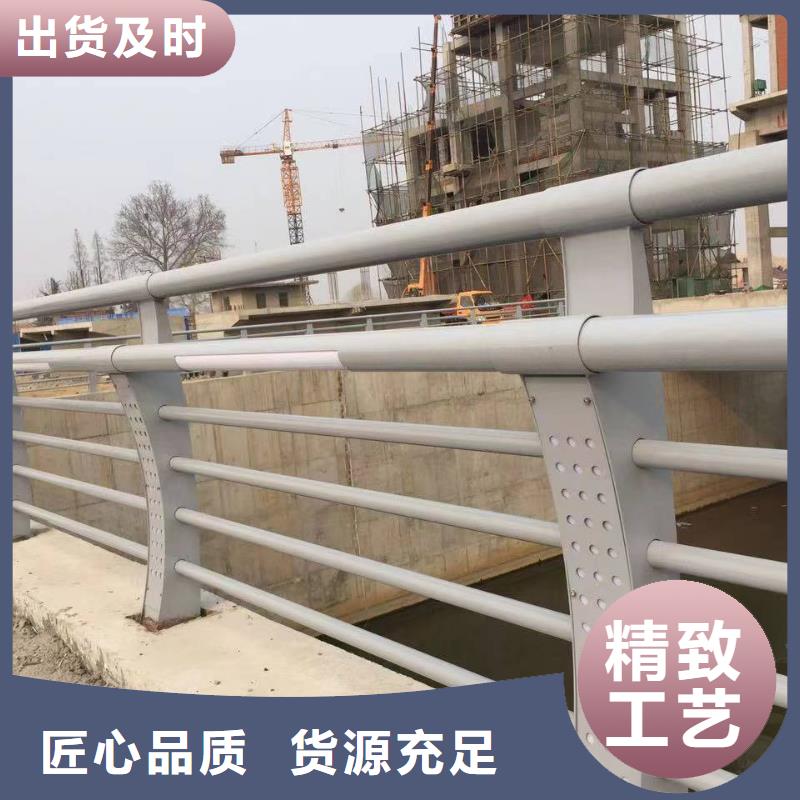 【森鑫】:桥梁防撞护栏供不应求优良工艺-
