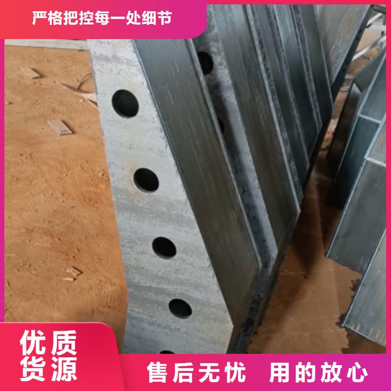 公路防撞护栏立柱实力雄厚生产厂家