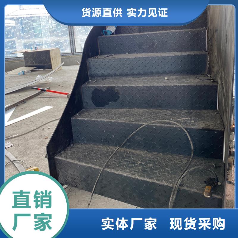 临高县钢结构玻璃扶手楼梯安装施工简单