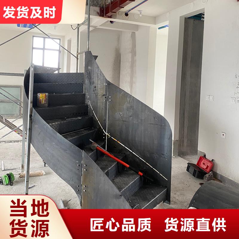 萍乡现代简约旋转楼梯免费出CAD图纸